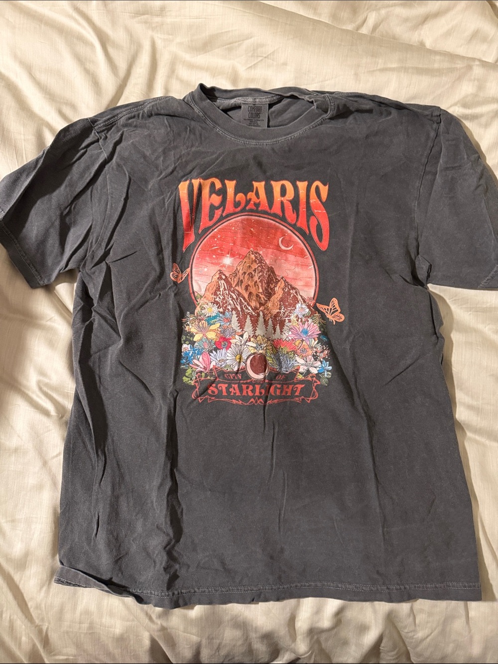 ACOTAR graphic Tee